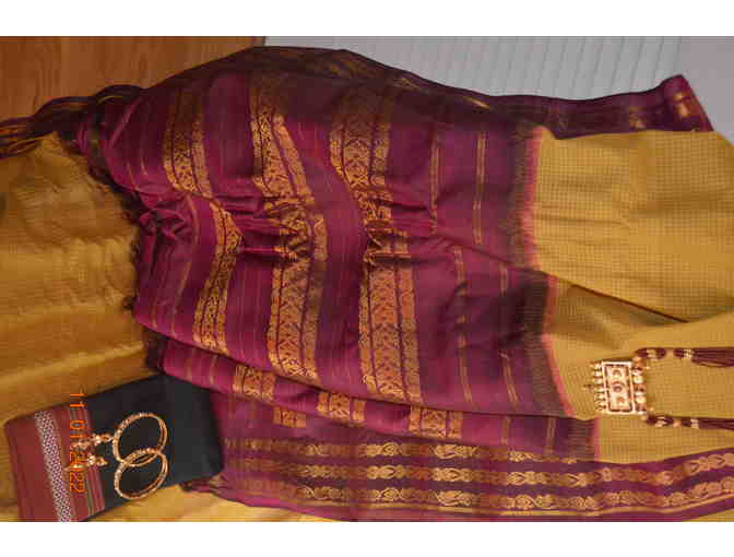 Gadwal Saree