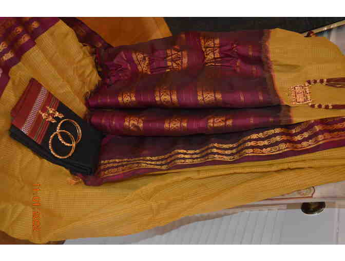 Gadwal Saree