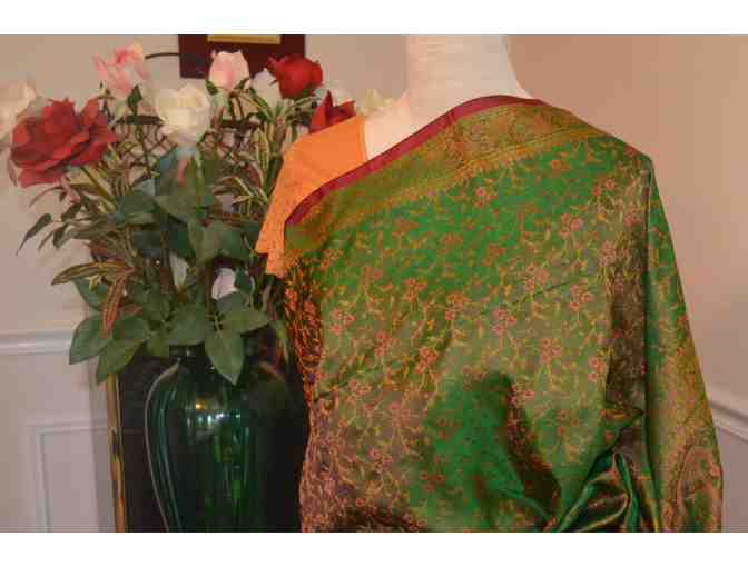 Green and Maroon Tanchoi Saree