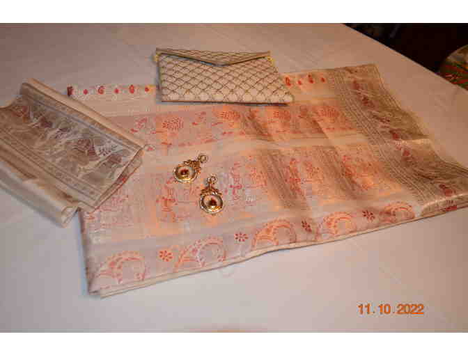 White pure silk saree with Balucheri design