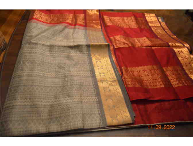 Gray Silk Cotton Saree with cream color thread weaving and maroon zari border