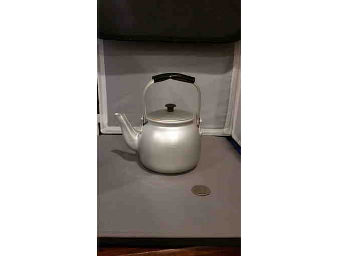 Aluminum Teapot - rounded