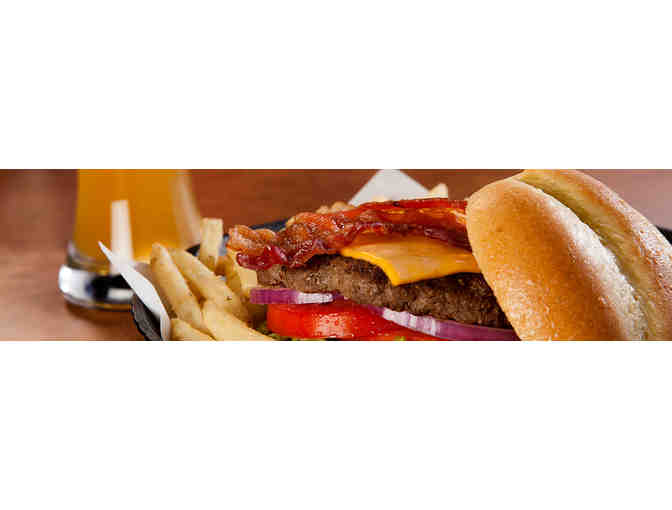 BUFFALO WILD WINGS: $25 Gift Certficate