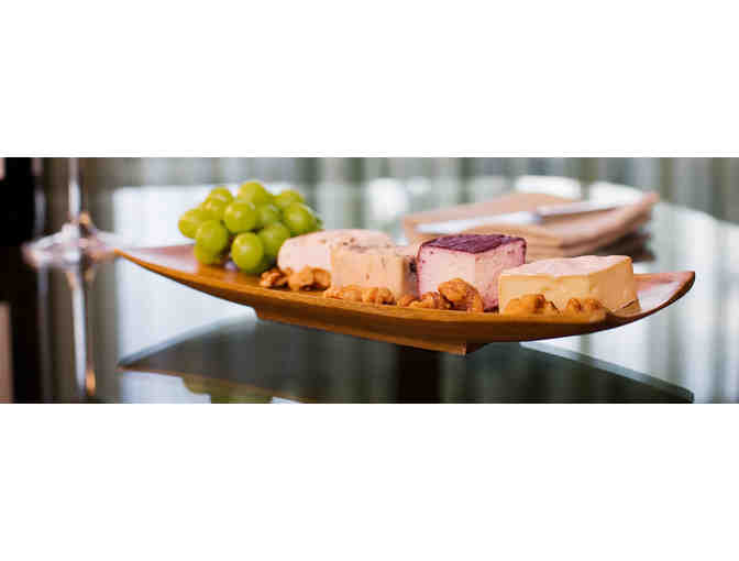 HYATT REGENCY HOTEL BOSTON: A Complimentary Dinner for Two at Avenue One Restaraunt