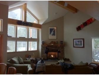 June Lake Cabin- sleeps 8