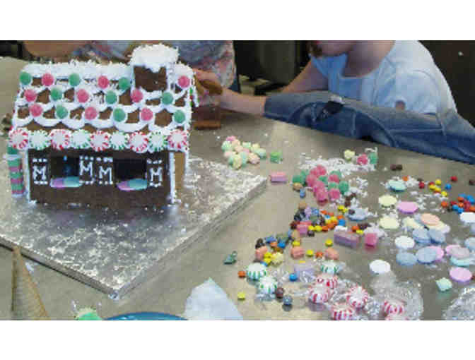 Private Gingerbread House Lesson from Let Them Eat Cake