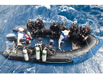 Toast New Year on 'Galapagos Sky' live-aboard luxury dive trip, Jan 1-8, 2012 (1 space)