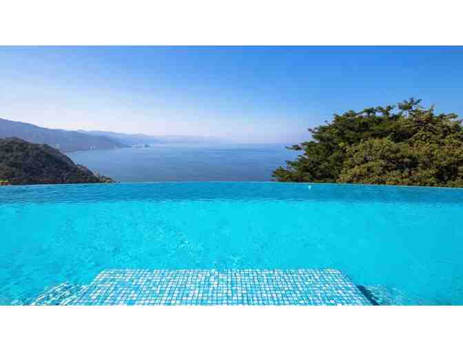 Azure Vistas: Puerto Vallarta