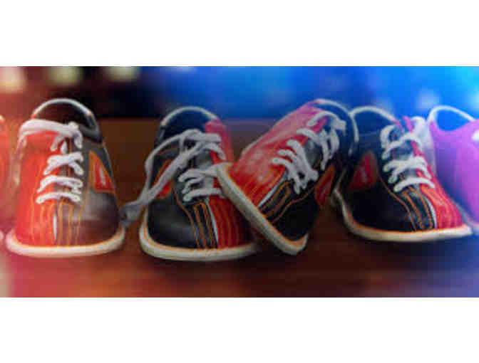 Free Bowling Session at AMF Southshore Lanes