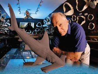 Meeting with Dr. Gordon Hubbell, Shark Palenotologist, in Gainsville, FL