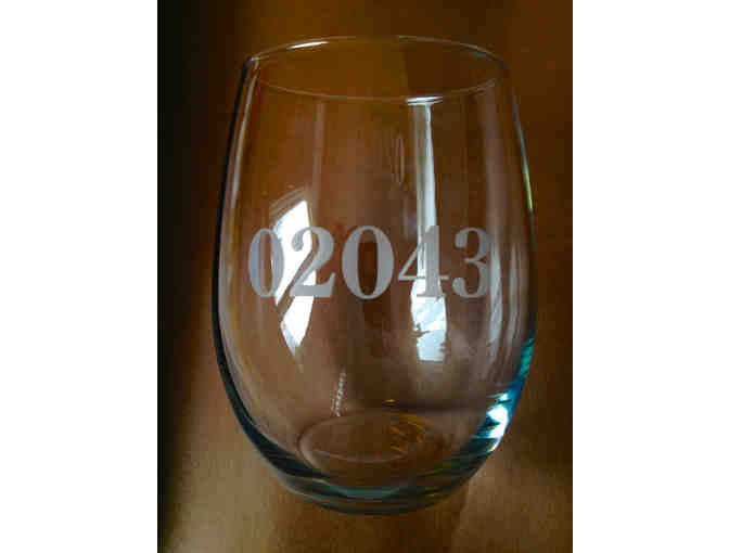 4 Stemless Wine Glasses marked with '02043'