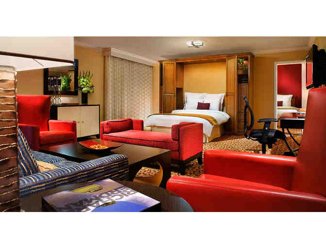 A Luxurious 2 Night Stay Dream Vacation in Anaheim