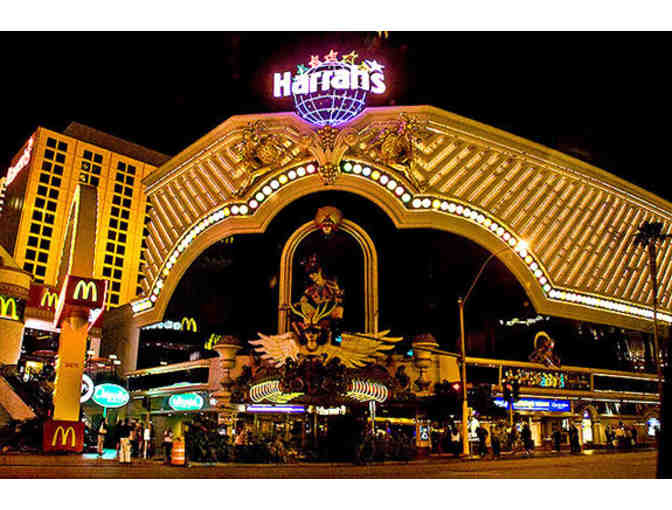 Pioneer How You Travel with This Ultimate Vacation Package in Las Vegas
