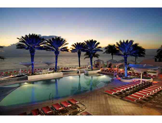 Hilton Fort Lauderdale Beach Resort - Photo 1