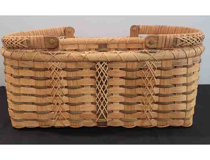 Distinctive and Versatile Too