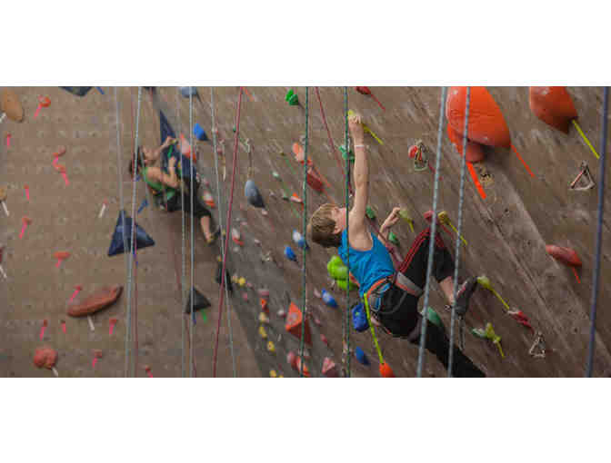 Boston Rock Gym, Woburn - Intro Class with 2 Week Membership AND 5 Kid's Climbs