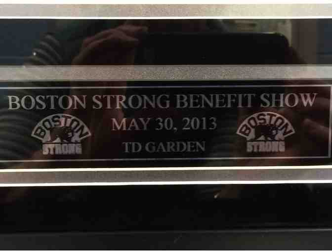 Autographed Aerosmith Photo of 2013 Boston Marathon Benefit Concert at TD Garden