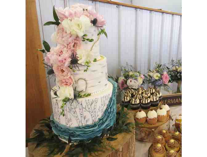 Autumn Nomad Cakes & Cafe - $25 Gift Certificate