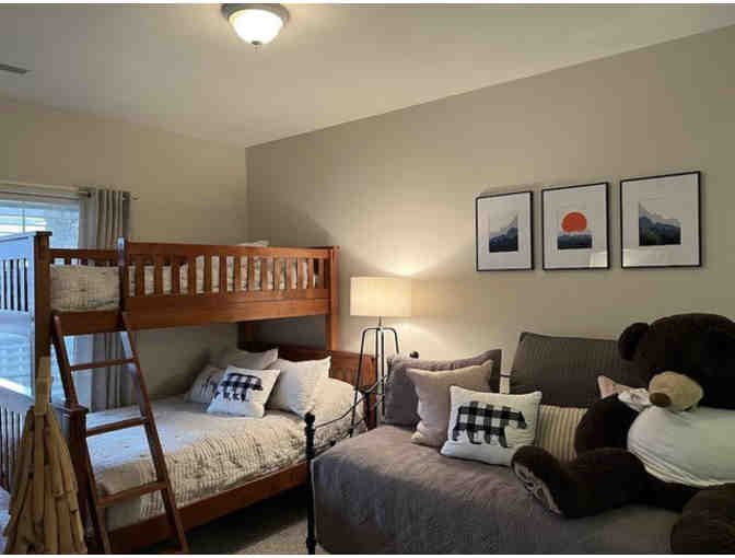 Lincoln, NH - 2 Night Getaway in 3 Bdrm. Condo