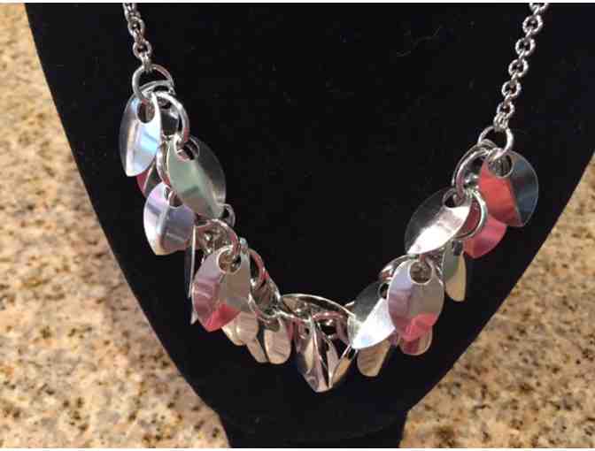 Shaggy Scales Necklace - silver