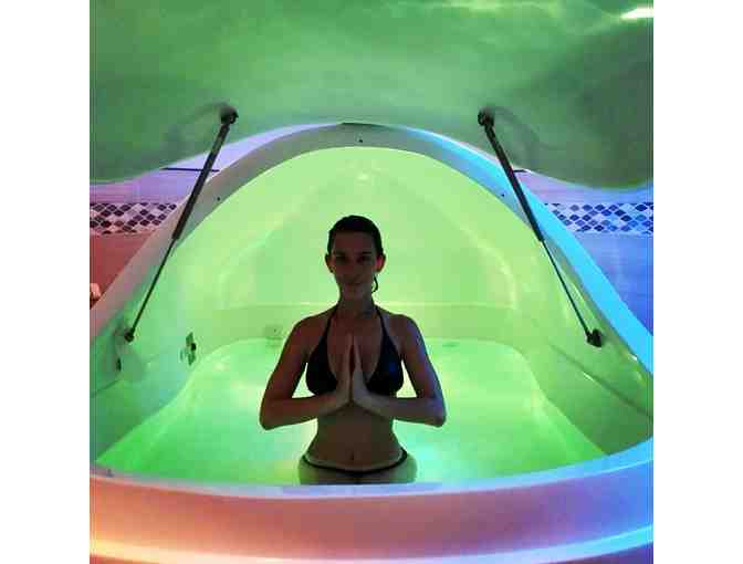 60-minute Float for 2 People at True REST Float Spa in Napa