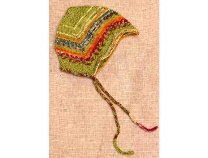 Hand-knit Baby Bonnet (0-3 months size) - Photo 1