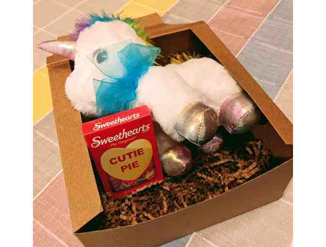 Easter Bunny Drop-In Visit + Unicorn Gift Set!!
