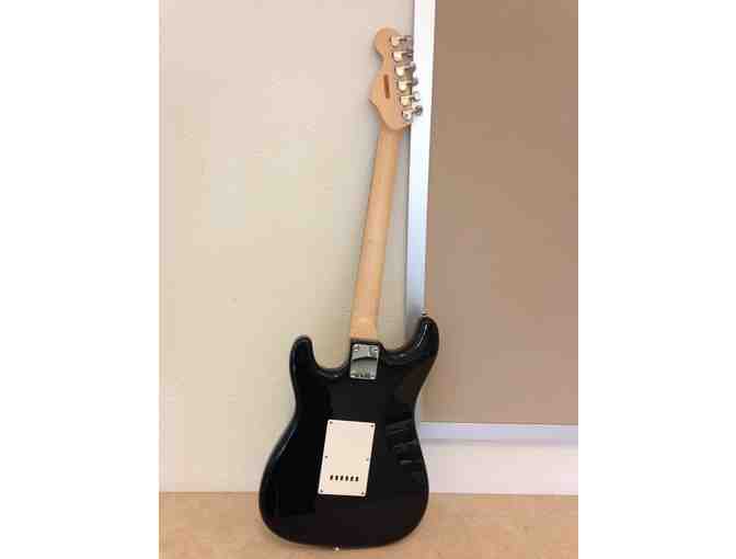 Fender Squier Stratocaster, Black (UPDATED)