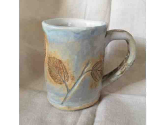 one piece of pottery