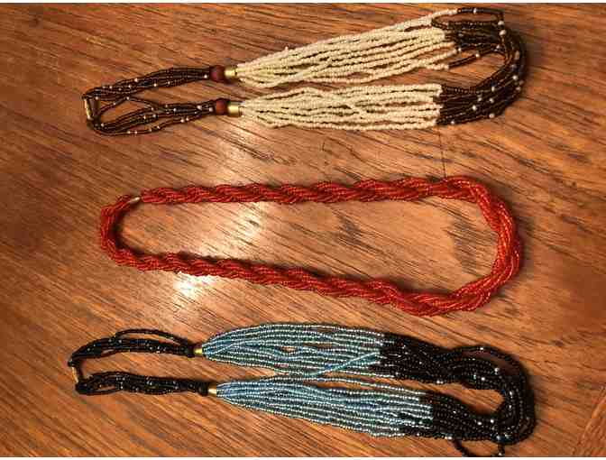 Handmade Kenyan jewelry created by women of the Maasai tribe in Kenya