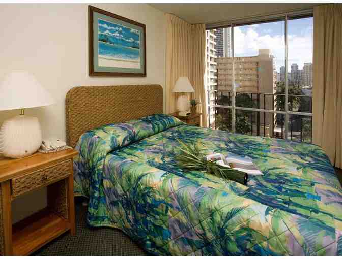 Waikiki Resort Hotel Two Nights Stay with a Daily Breakfast for Four