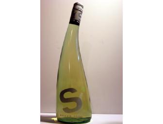 1 Cse of 12 Bottles of 2009 Si Soave Italia