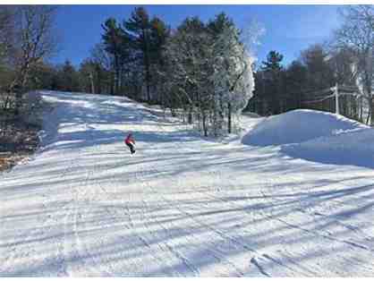 2 full day snow passes to Blue Hills Ski Area for 2018/19 season