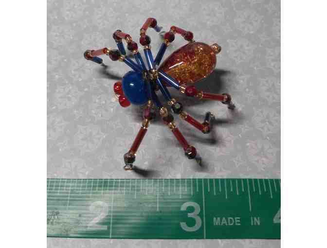 Beaded Spider- Inspired by the Pansexual Flag - Photo 1