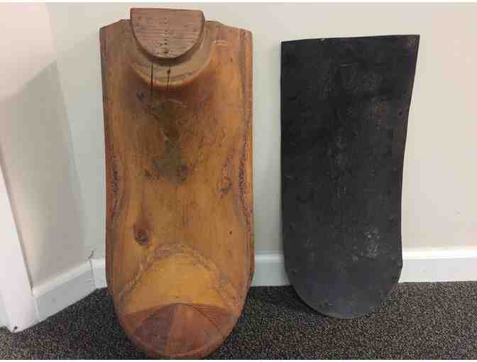 Antique Wood saddle frame with rubber pad