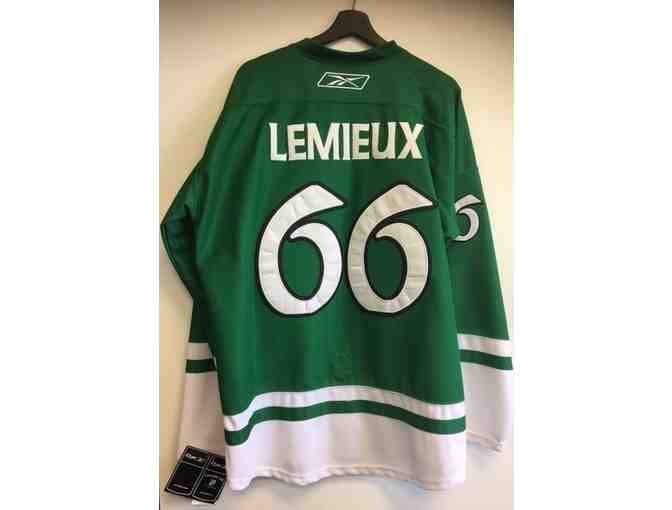 Mario Lemieux #66 special St Patrick's day green jersey