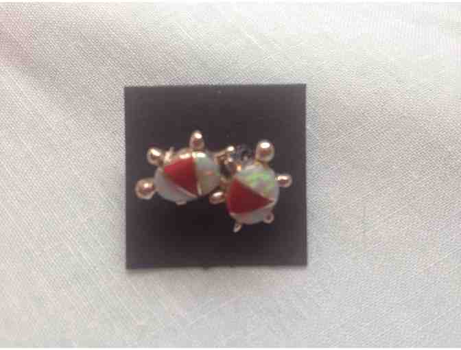 Turtle earrings of Opal and Cinnabar