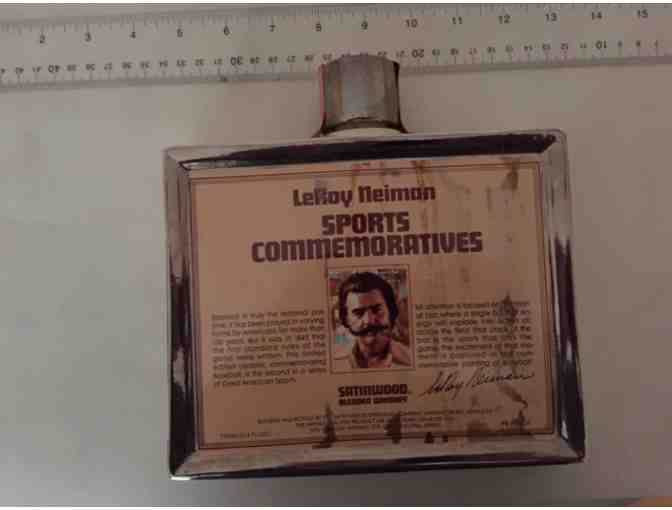 Leroy Neiman Sports Commemorative Decanter (Baseball theme)