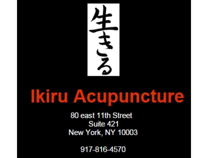 Acupuncture Session at Ikiru Acupuncture