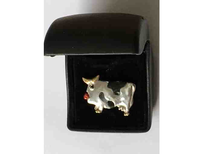 Year of the Cow Brooch by Artist Jan Gontarczyk