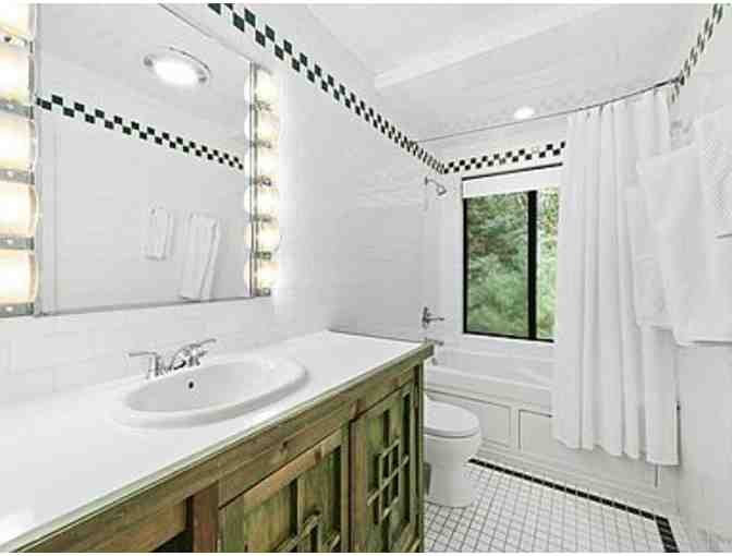 3-Night Stay at a Home in the Hamptons