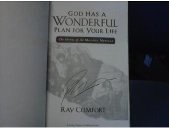 AUTOGRAPHED God Has A Wonderful Plan For Your Life by Ray Comfort