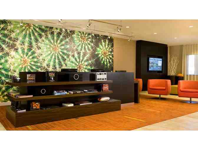 Courtyard Scottsdale Old Town - 2 Night Stay With Breakfast and Parking