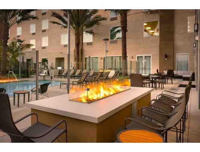 Courtyard by Marriott Los Angeles LAX/Hawthorne - 1 Night Stay with Parking - Photo 3
