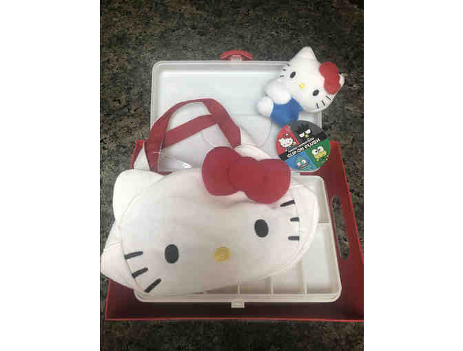 Hello Kitty Surprise - Photo 4