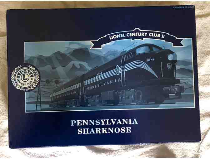 Lionel Train #6-24510 Pennsylvania Sharknose B Unit