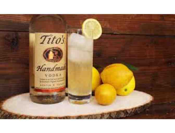 The Spirit Enthusiasts Package: Distillery Tour & Gift Basket