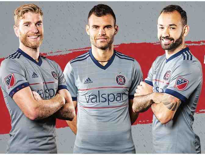 2018 Autographed Primary Replica Chicago Fire Jersey