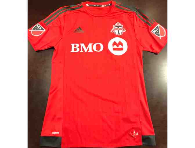 Jonathan Osorio Autographed Toronto FC Authentic Jersey