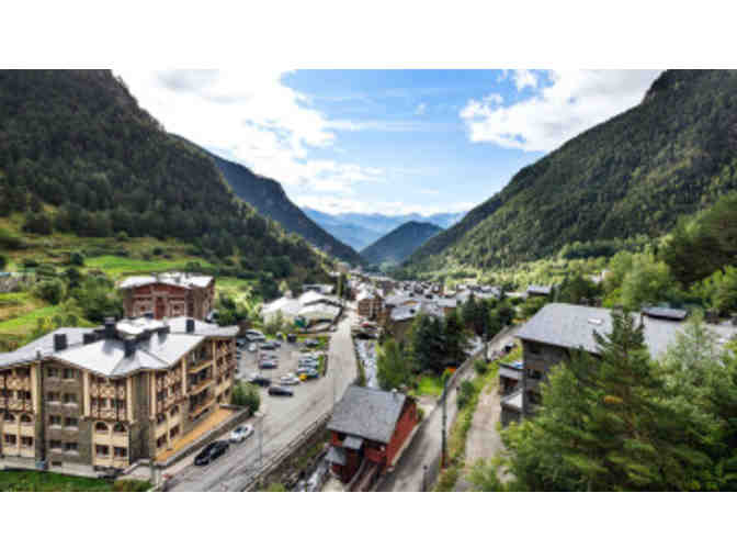 Andorra Stay - 4 units with room for 16 people  - The Land of Breathtaking Adventure